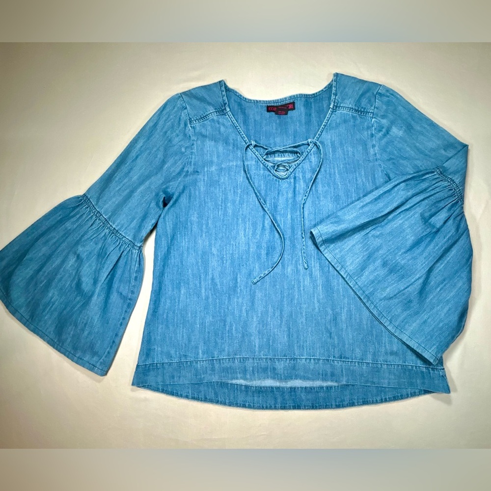 Rock & Roll Cowgirl Denim Bell Sleeve Lace up western